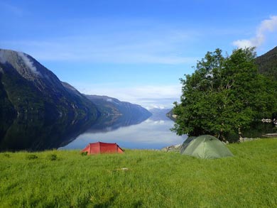 Wild camping at H&aring;heller | Photo: Nature Travels