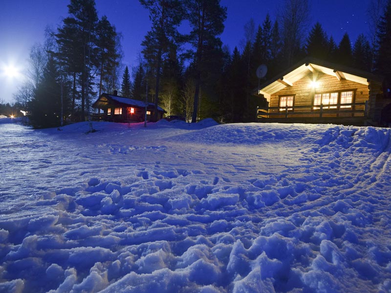 Cabin exterior | Photo: Wayne Bachelor
