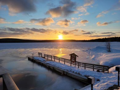 Hut to Hut Aurora Husky Safari in Lapland | Photo: Marco Penzone