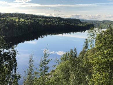 Self-guided Kayaking on the &Aring;ngerman River | Photo: HKK