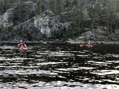 Self-guided Kayaking on the &Aring;ngerman River | Photo: HKK