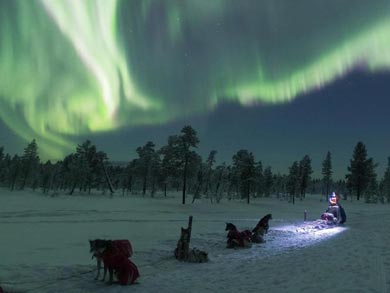 Located in the far north, the experience offers good chances for Northern Lights | Photo: KST