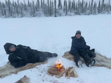 Lunch outside during the tour | Photo: Paddy Carney