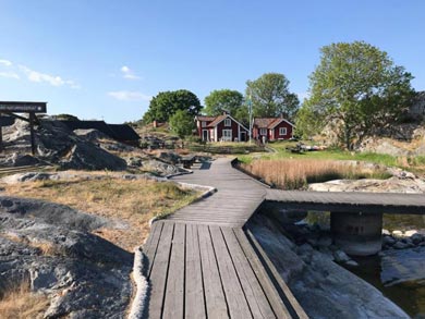 Self-guided Sea Kayaking in the Stockholm Archipelago | Photo: KT
