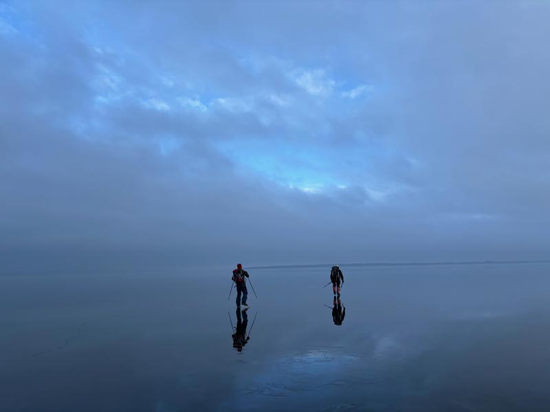 Into the blue | Photo: Colin Boerger