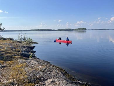 Canoe or Kayak in Linnansaari and Kolovesi National Park | Photo: Paul Wilson